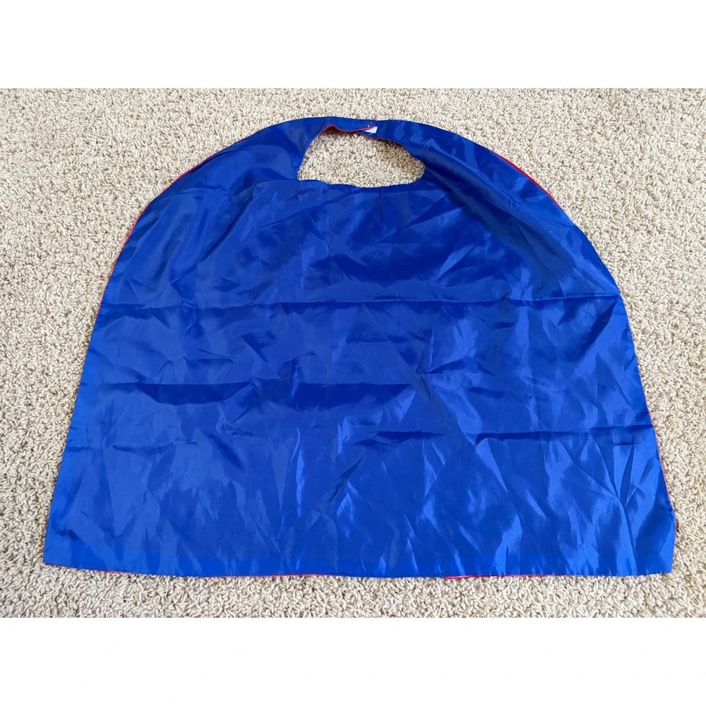 Wonder Woman Reversible Kids Superhero Cape Red Blue Stars DC Comics Costume